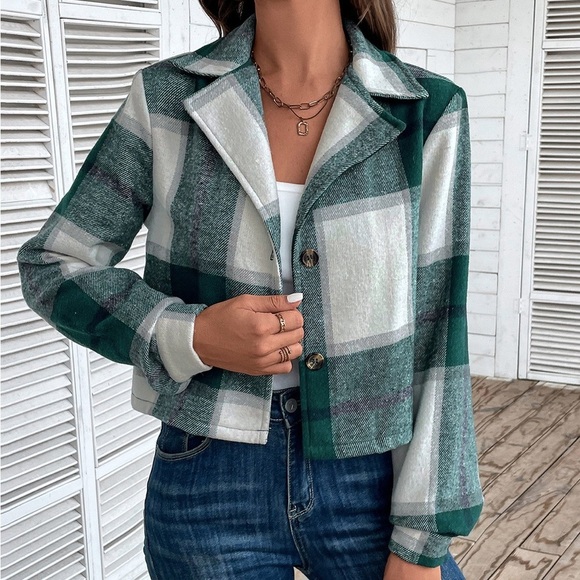 Jacket 💚 - Picture 4 of 5